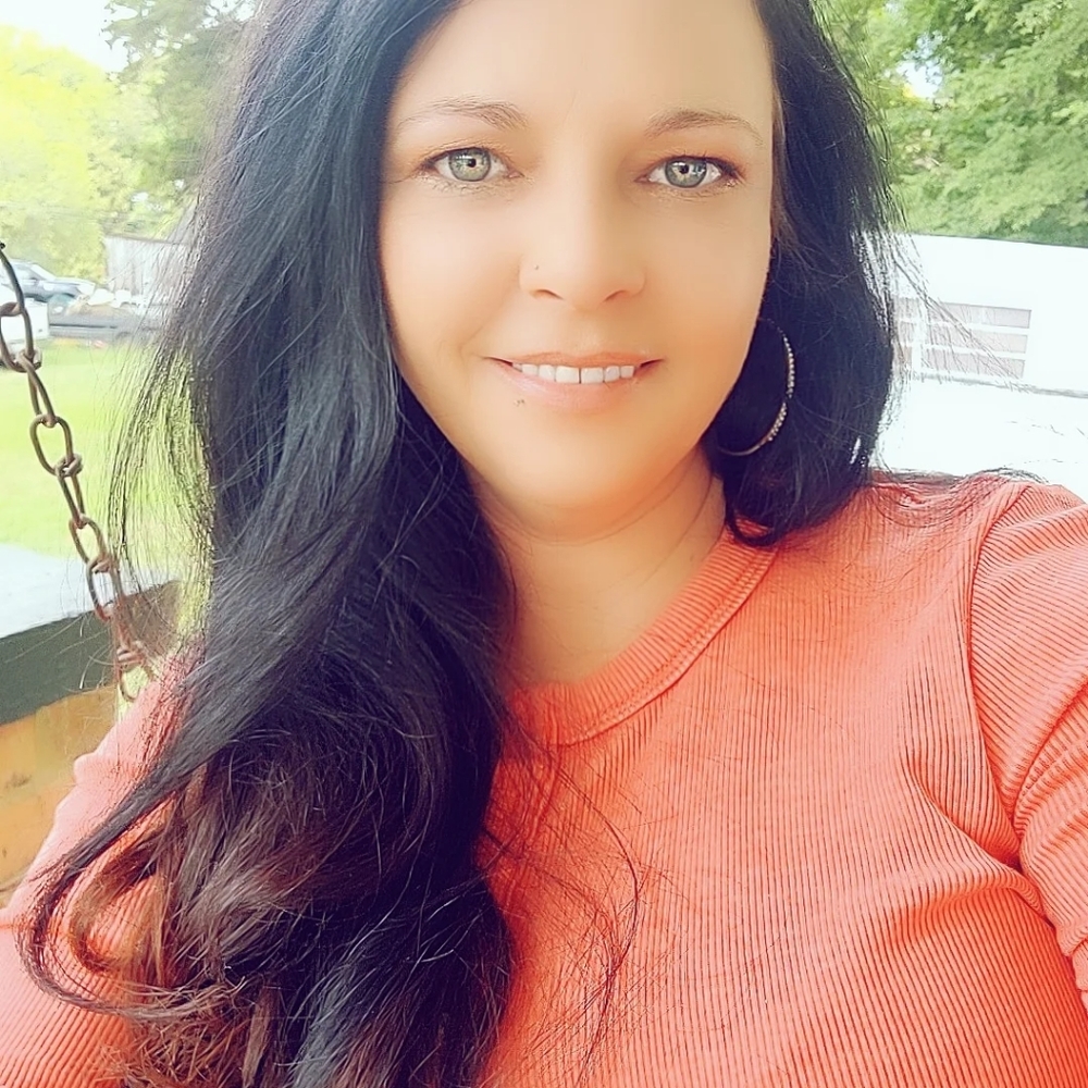 Meet your Posher, Tiffany